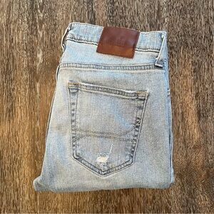 Hollister Skinny Fit Epic Flex Distressed Denim Jeans Size 29 x 32
